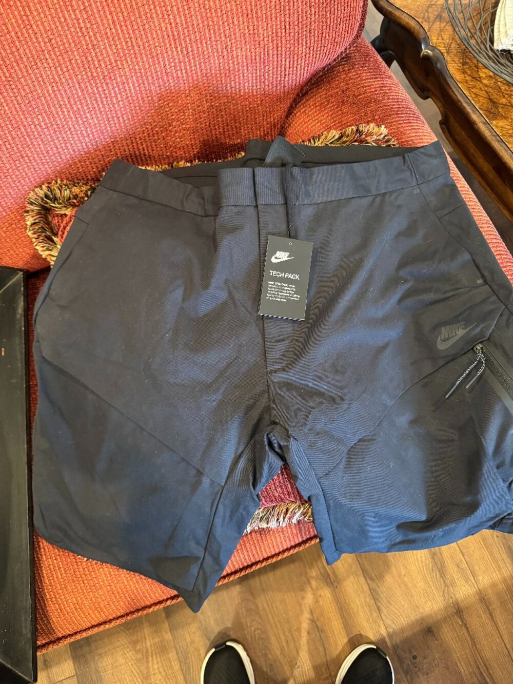 NEW Nike Tech Pack Men's Pants Size 42 Black - NWT - MSRP $100
